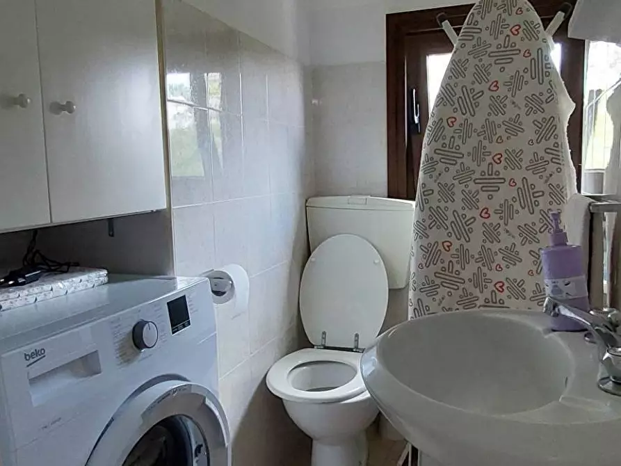 Immagine 12 di Casa semindipendente in vendita  in via orti a Greci