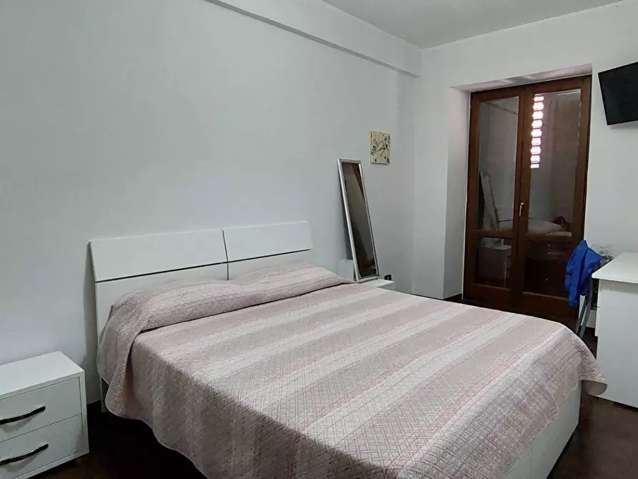 Immagine 19 di Casa semindipendente in vendita  in via orti a Greci