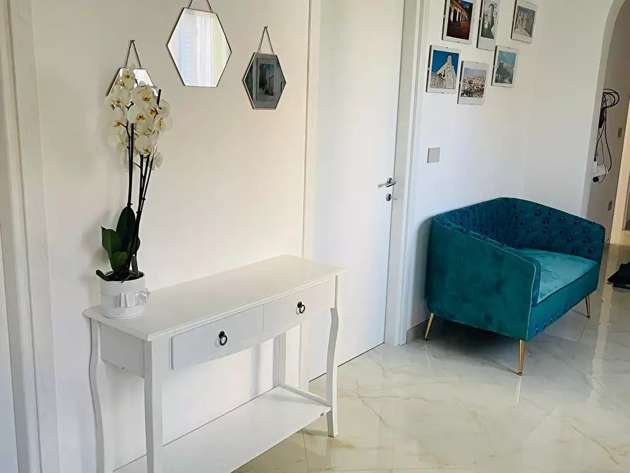 Immagine 4 di Albergo/B&B/Residence in vendita  in via piazzetta 6 a Greci