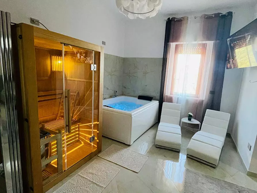 Immagine 29 di Albergo/B&B/Residence in vendita  in via piazzetta 6 a Greci