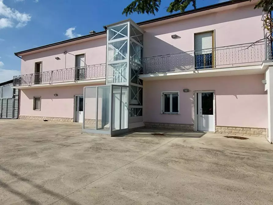 Immagine 2 di Ufficio in affitto  in contrada camporeale 111 a Ariano Irpino