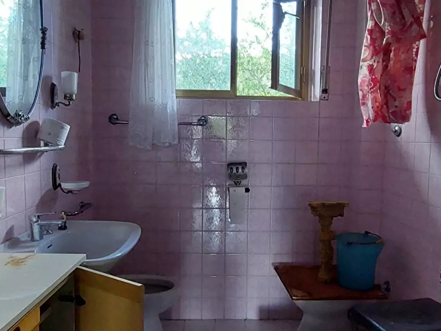 Immagine 16 di Casa indipendente in vendita  in contrada parzano a Ariano Irpino