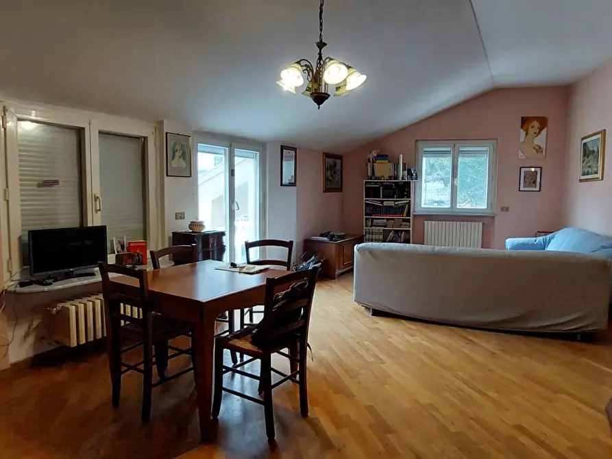 Immagine 4 di Appartamento in vendita  in via san Leonardo a Ariano Irpino