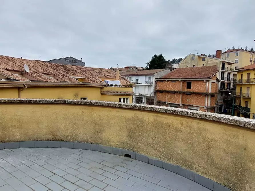 Immagine 9 di Appartamento in vendita  in via san Leonardo a Ariano Irpino