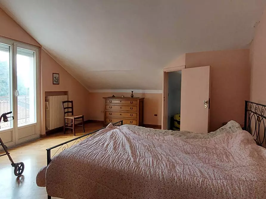 Immagine 18 di Appartamento in vendita  in via san Leonardo a Ariano Irpino