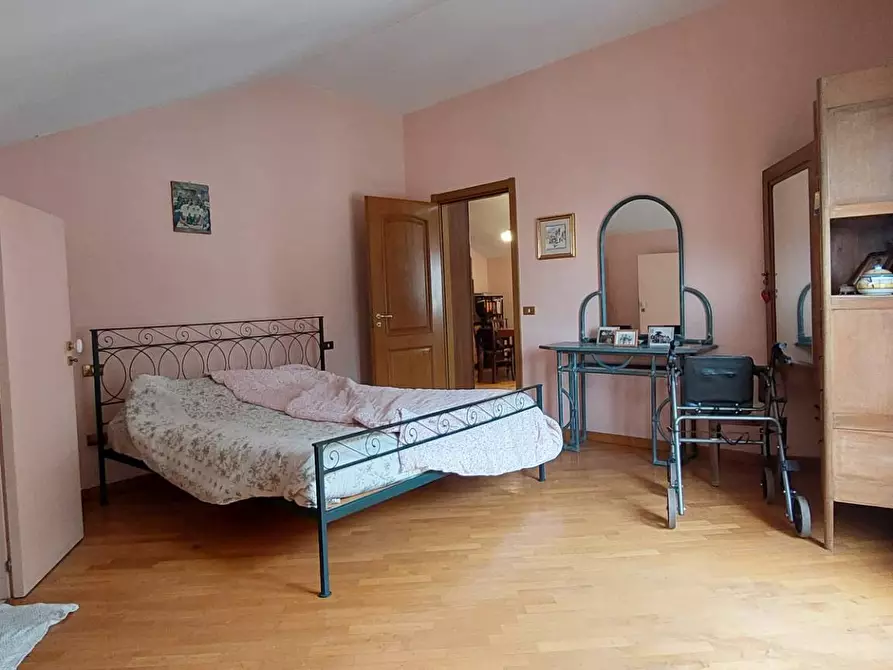 Immagine 19 di Appartamento in vendita  in via san Leonardo a Ariano Irpino