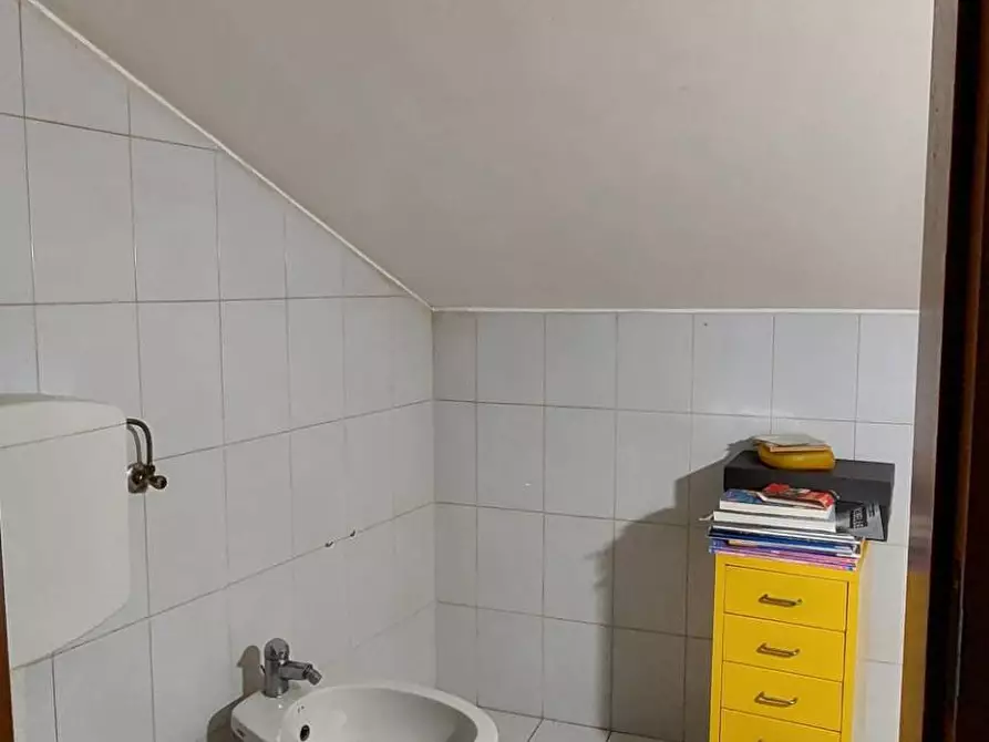 Immagine 23 di Appartamento in vendita  in via san Leonardo a Ariano Irpino