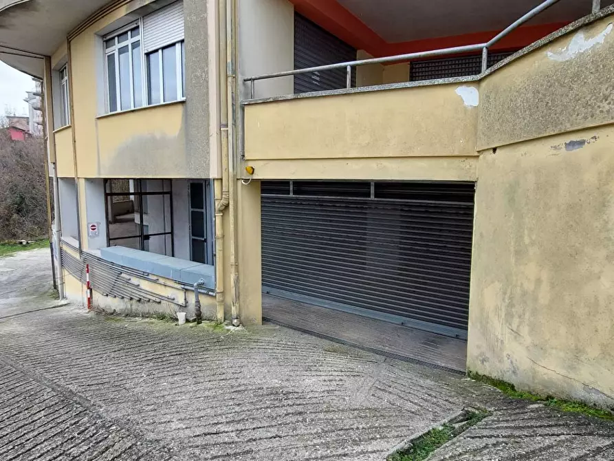 Immagine 26 di Appartamento in vendita  in via san Leonardo a Ariano Irpino