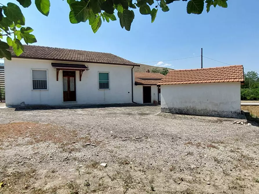 Immagine 28 di Casa indipendente in vendita  in contrada gaudiciello 51 a Ariano Irpino