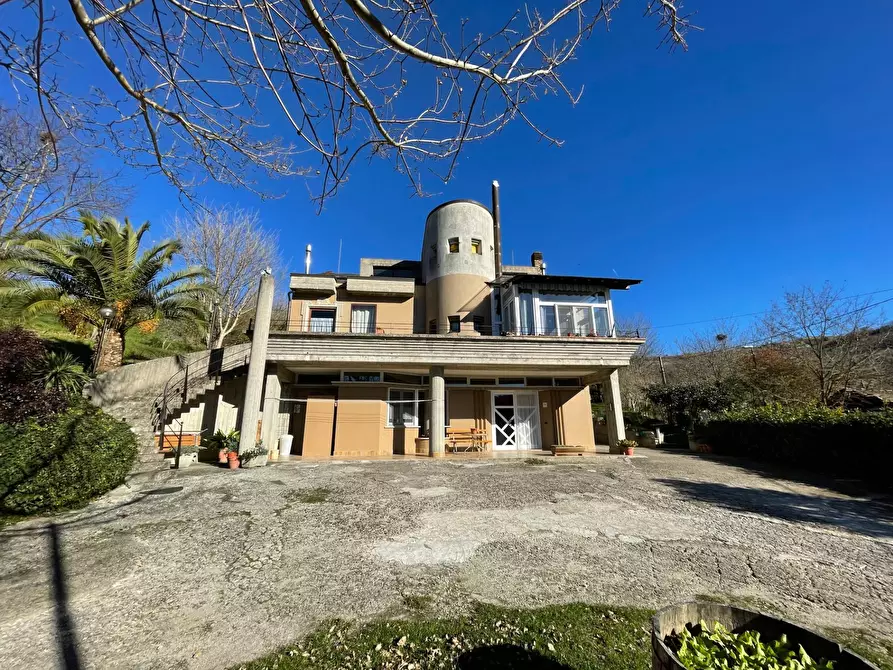 Immagine 1 di Agriturismo in vendita  in contrada gaudiciello a Ariano Irpino