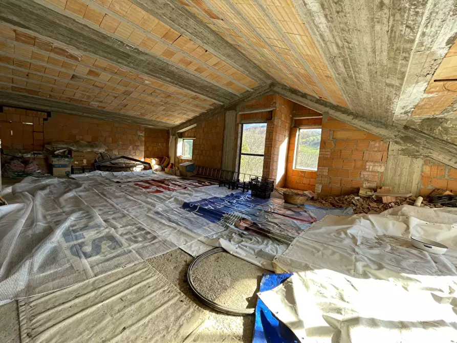 Immagine 5 di Agriturismo in vendita  in contrada gaudiciello a Ariano Irpino