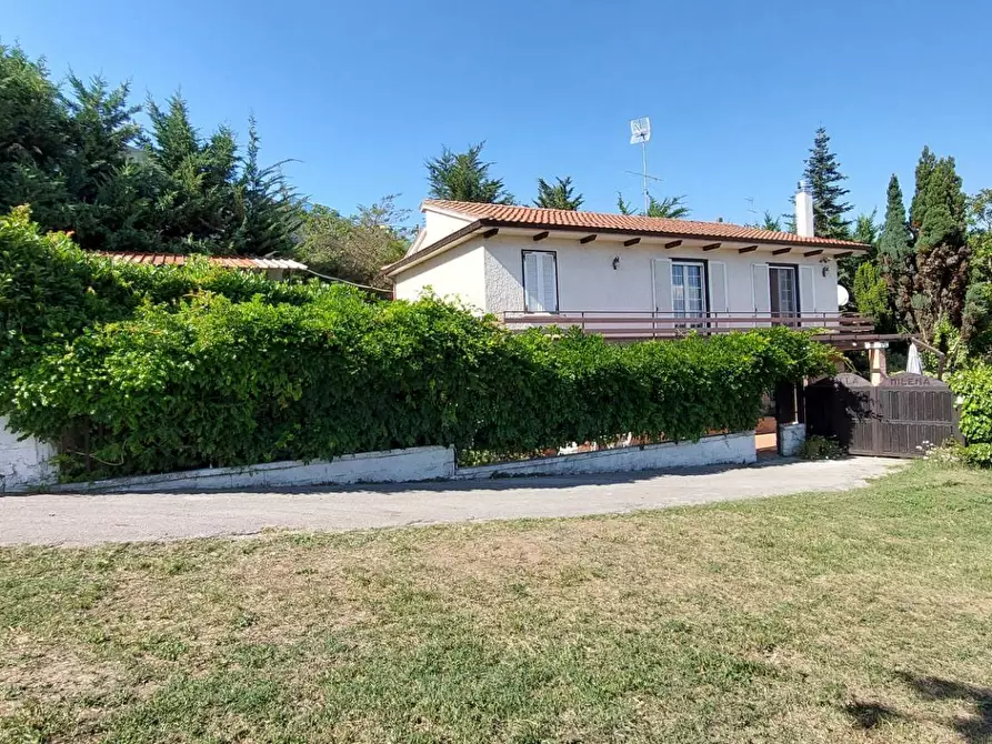 Immagine 1 di Villa in vendita  in contrada cardito a Ariano Irpino