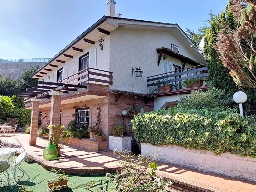 Immagine 2 di Villa in vendita  in contrada cardito a Ariano Irpino