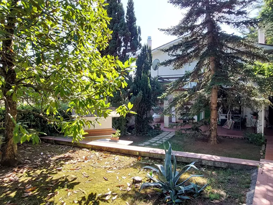 Immagine 6 di Villa in vendita  in contrada cardito a Ariano Irpino