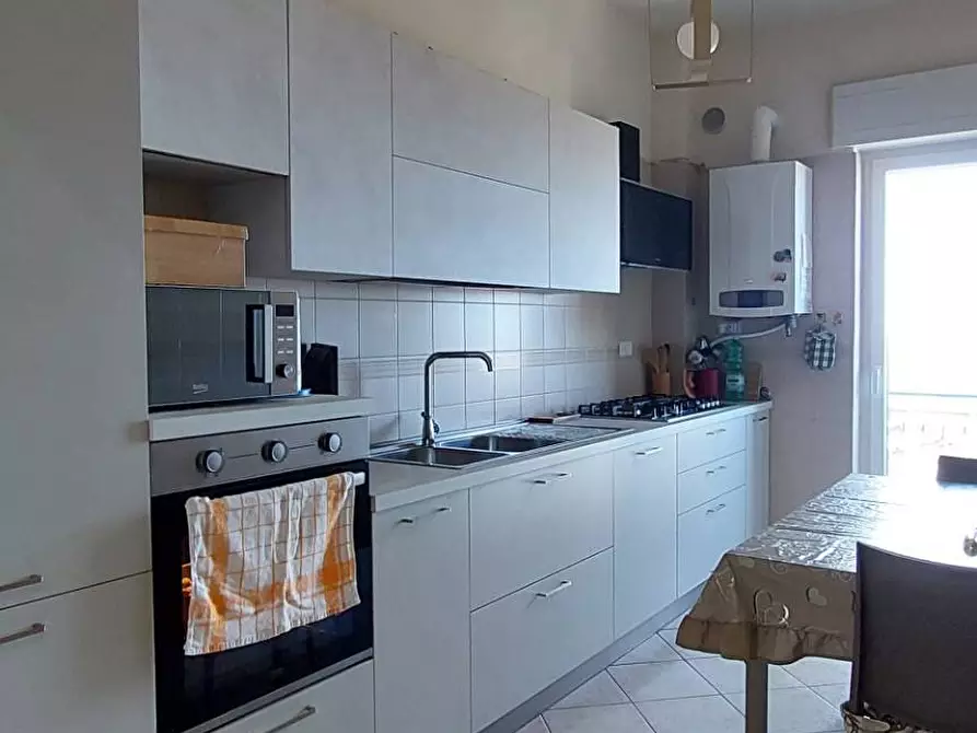 Immagine 11 di Appartamento in vendita  in via purcaro a Ariano Irpino