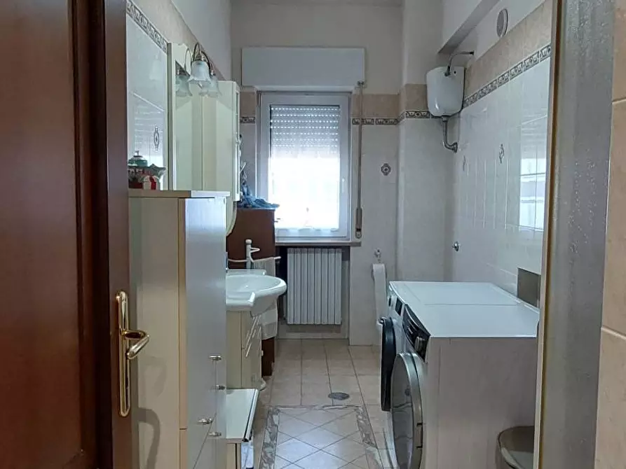 Immagine 14 di Appartamento in vendita  in via purcaro a Ariano Irpino