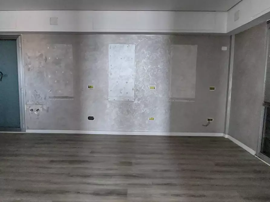 Immagine 6 di Locale commerciale in affitto  in Via fontana nuova a Ariano Irpino