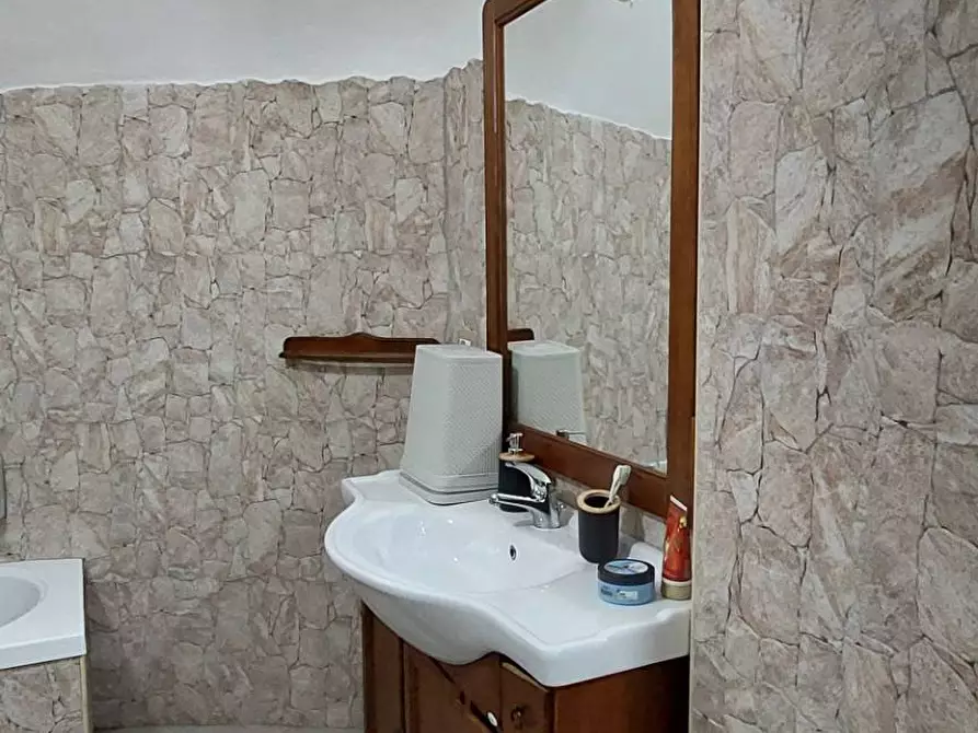 Immagine 15 di Casa semindipendente in affitto  in via costa cappuccini a Ariano Irpino