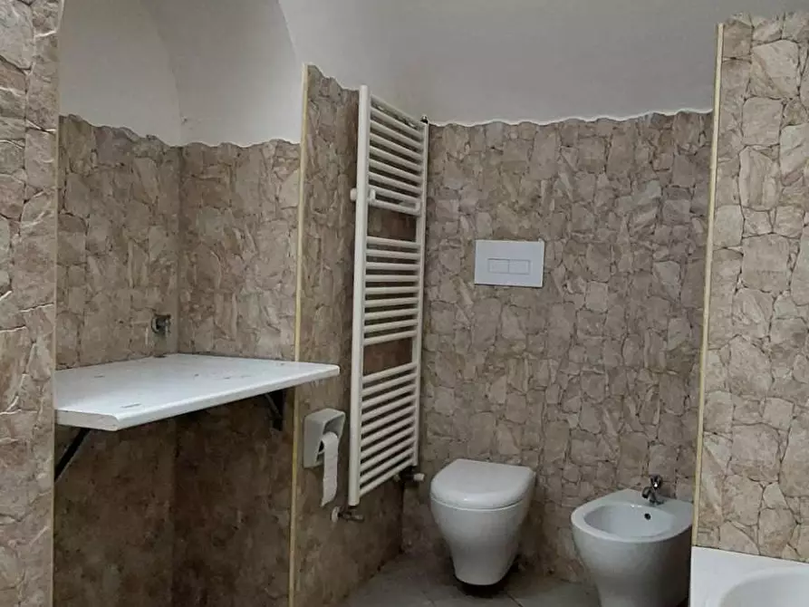 Immagine 18 di Casa semindipendente in affitto  in via costa cappuccini a Ariano Irpino