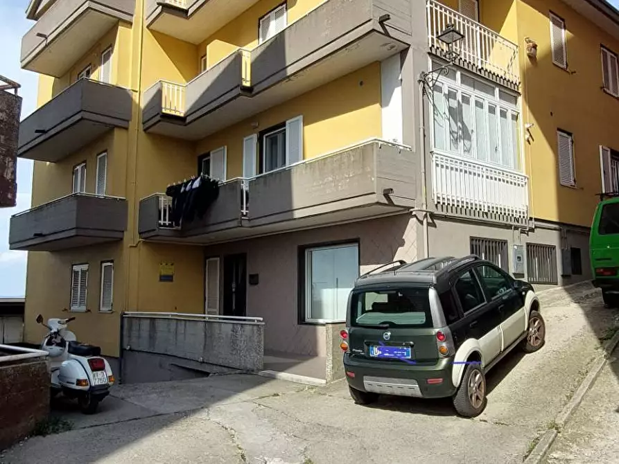 Immagine 1 di Appartamento in vendita  in via pietro paolo parzanese a Ariano Irpino