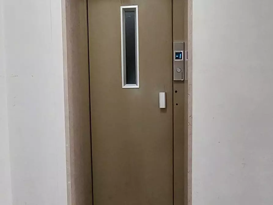 Immagine 4 di Appartamento in vendita  in via pietro paolo parzanese a Ariano Irpino