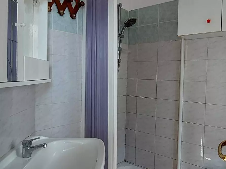 Immagine 10 di Appartamento in vendita  in via pietro paolo parzanese a Ariano Irpino
