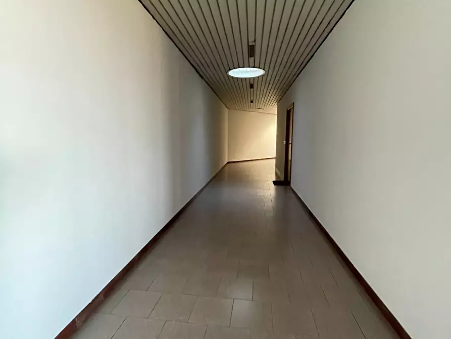 Immagine 4 di Ufficio in affitto  in via XXV Aprile a Ariano Irpino