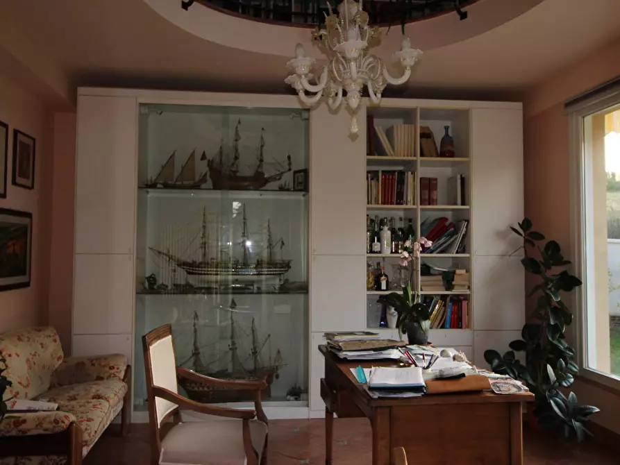 Immagine 24 di Villa in vendita  in via ugo foscolo a Appignano Del Tronto