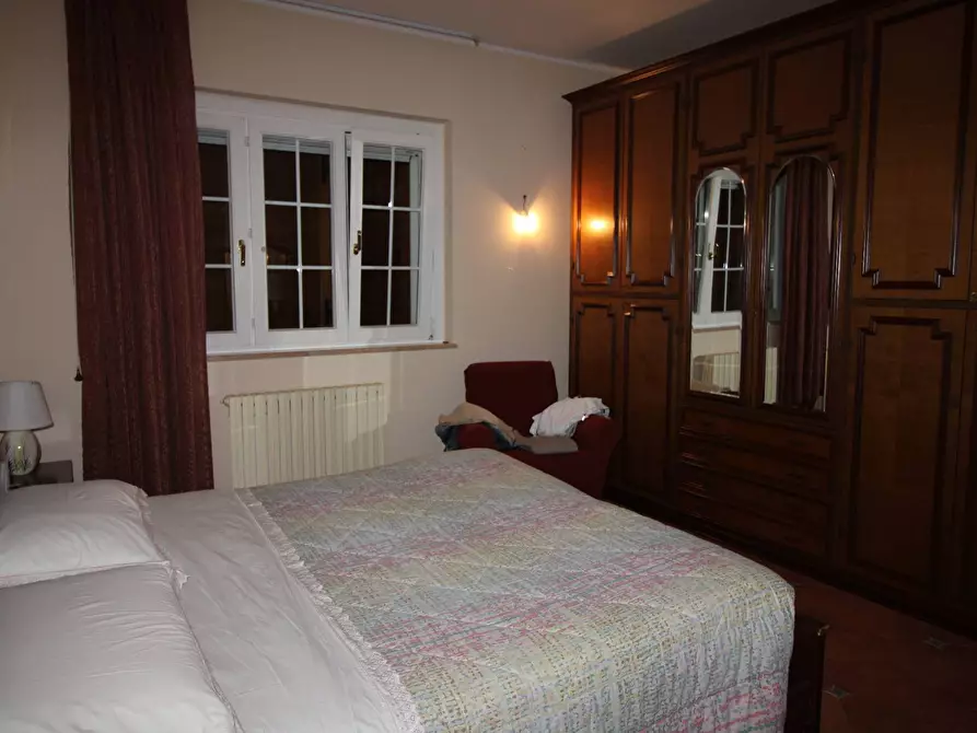 Immagine 46 di Villa in vendita  in via ugo foscolo a Appignano Del Tronto