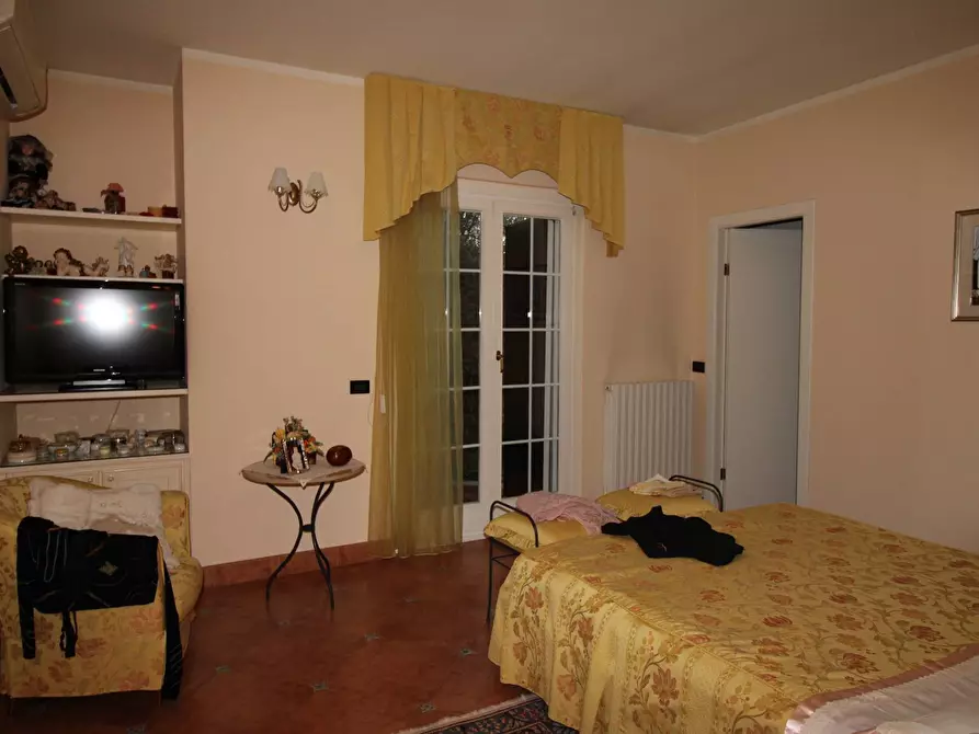 Immagine 47 di Villa in vendita  in via ugo foscolo a Appignano Del Tronto