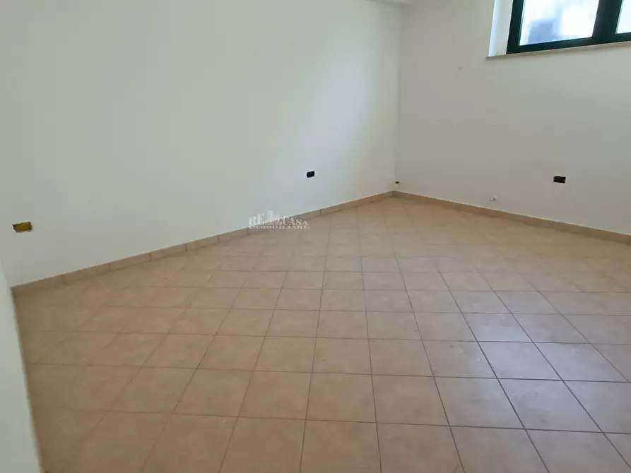 Immagine 8 di Cantina in vendita  in contrada sant'angelo 55 a Ancarano