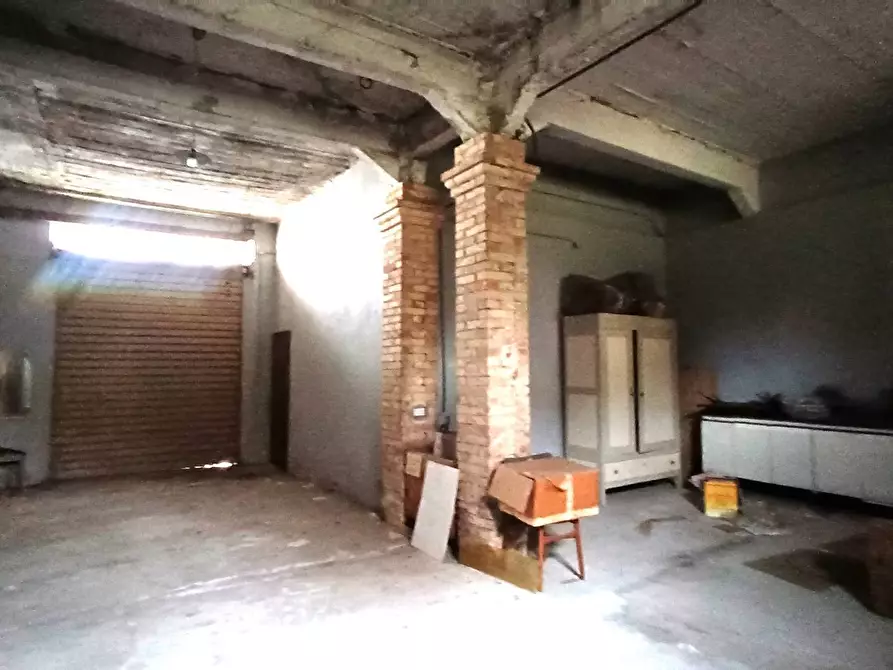 Immagine 42 di Casa indipendente in vendita  in roma a Acquaviva Picena