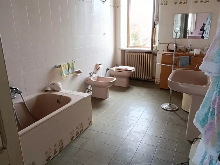 Immagine 33 di Casa indipendente in vendita  in roma a Acquaviva Picena