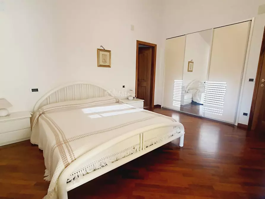 Immagine 37 di Villa in vendita  in via truentina a Ancarano