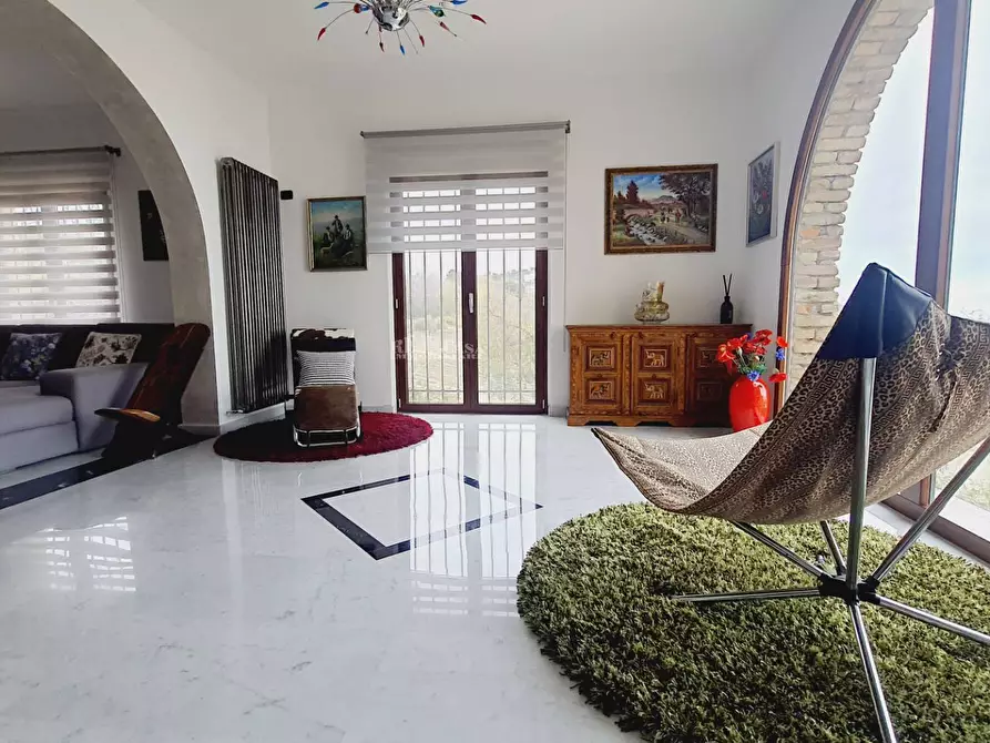 Immagine 28 di Villa in vendita  in vai san pietro a Tortoreto