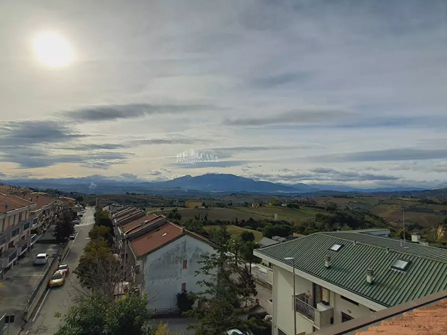 Immagine 13 di Appartamento in vendita  in viale martiri della resistenza a Offida