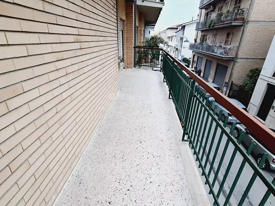 Immagine 19 di Appartamento in vendita  in via dei piceni a Grottammare