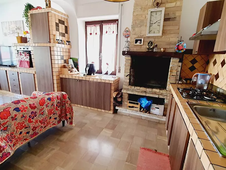 Immagine 11 di Appartamento in vendita  in VIA VALDASO 47 a Montalto Delle Marche