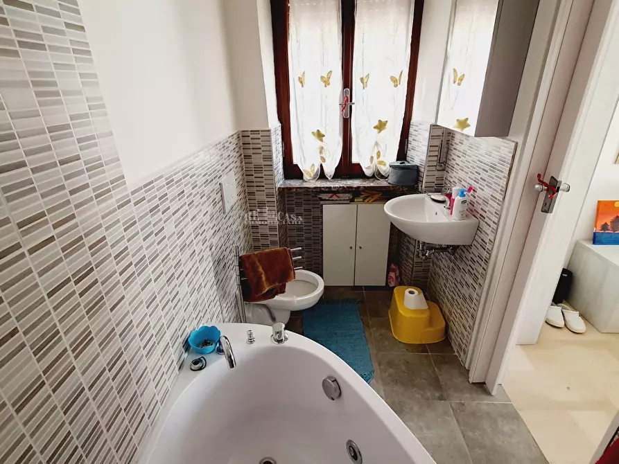 Immagine 36 di Appartamento in vendita  in VIA VALDASO 47 a Montalto Delle Marche