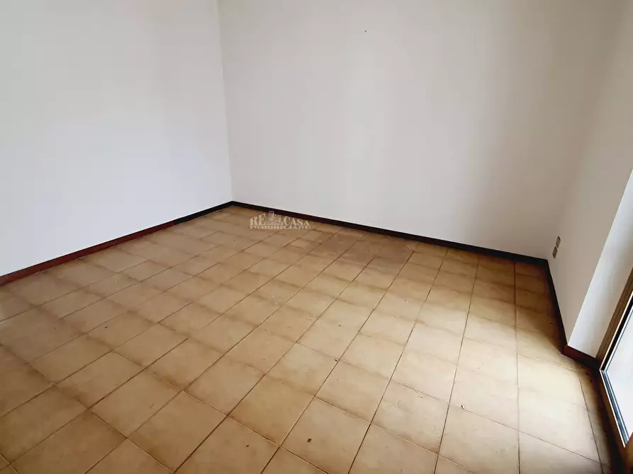 Immagine 9 di Casa semindipendente in vendita  in VIA TORINO a San Benedetto Del Tronto