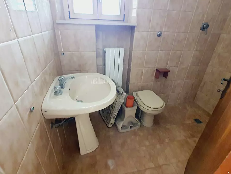 Immagine 13 di Casa semindipendente in vendita  in VIA TORINO a San Benedetto Del Tronto