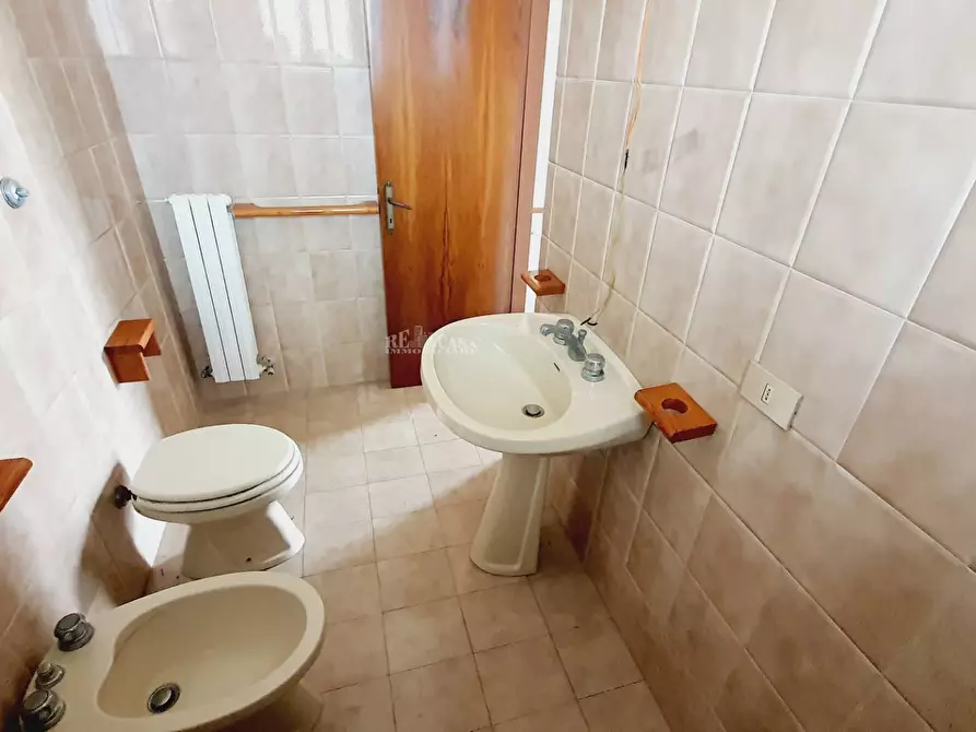 Immagine 33 di Casa semindipendente in vendita  in VIA TORINO a San Benedetto Del Tronto