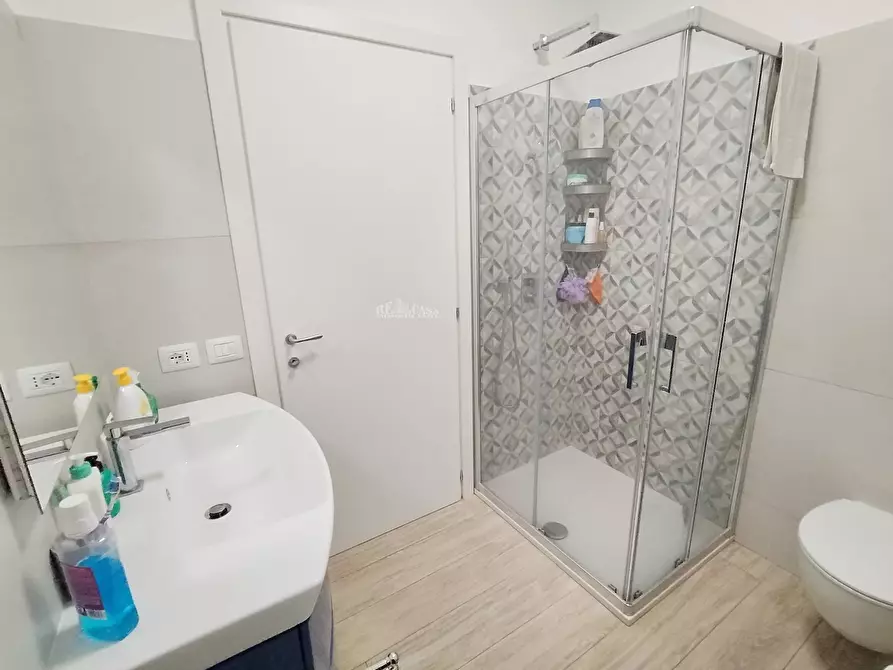 Immagine 10 di Appartamento in vendita  in via Alberigo da Barbiano 4 a San Benedetto Del Tronto