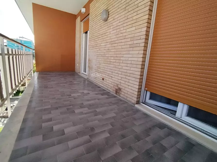 Immagine 18 di Appartamento in vendita  in via Alberigo da Barbiano 4 a San Benedetto Del Tronto
