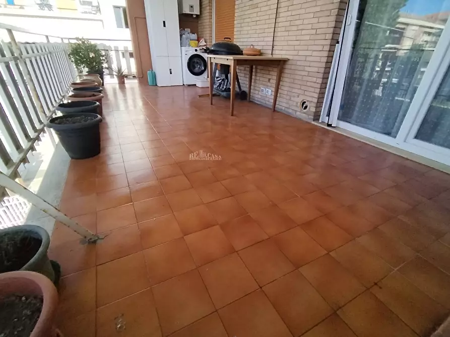 Immagine 19 di Appartamento in vendita  in via Alberigo da Barbiano 4 a San Benedetto Del Tronto