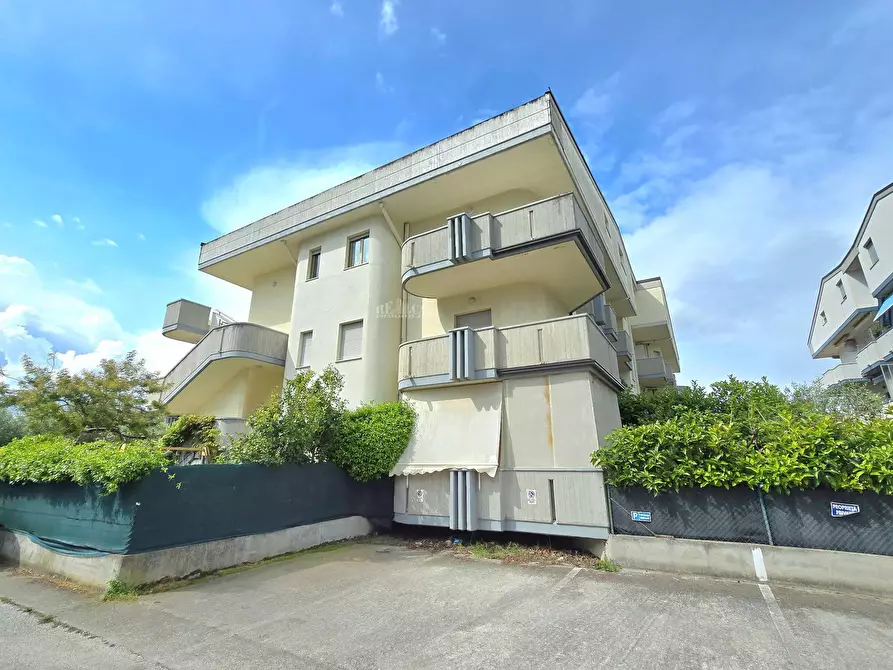 Immagine 1 di Appartamento in vendita  in Via dei Ludi 85 a Alba Adriatica
