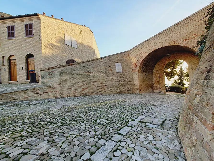 Immagine 11 di Appartamento in vendita  in Piazza del forte a Acquaviva Picena