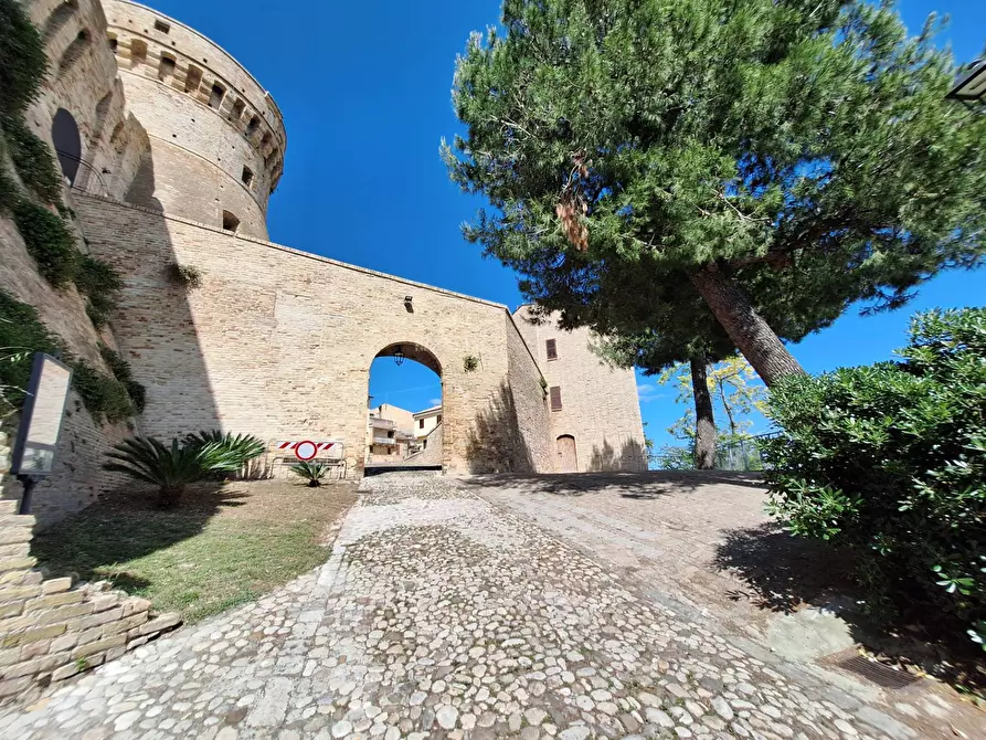 Immagine 10 di Appartamento in vendita  in Piazza del forte a Acquaviva Picena