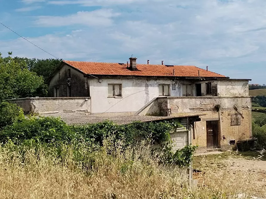 Immagine 43 di Rustico / casale in vendita  in contrada spiagge snc a Monteprandone