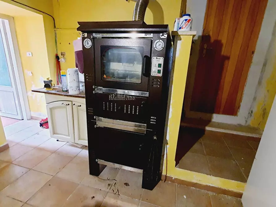 Immagine 22 di Rustico / casale in vendita  in STRADA OSOLI 12 a Roccafluvione